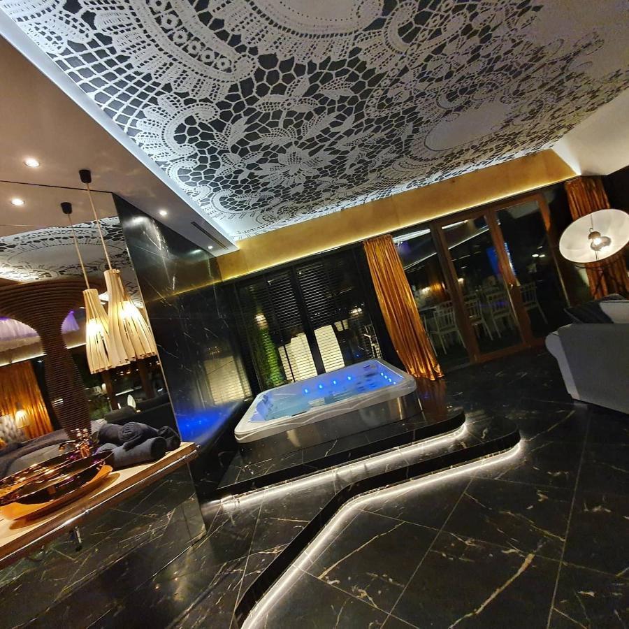 Hotel Ramka & Restaurant & Wine Bar — Zdjęcia 1